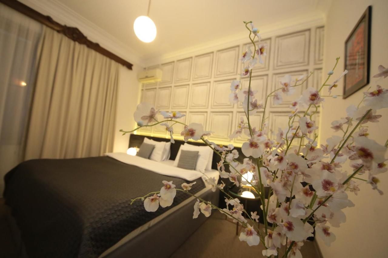 Отель Stay Boutique Hotel Тбилиси