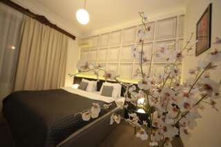 Отель Stay Boutique Hotel Тбилиси Двухместный номер с 1 кроватью или 2 отдельными кроватями-1