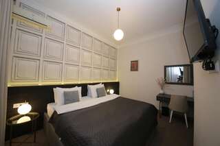 Отель Stay Boutique Hotel Тбилиси Двухместный номер с 1 кроватью или 2 отдельными кроватями-8